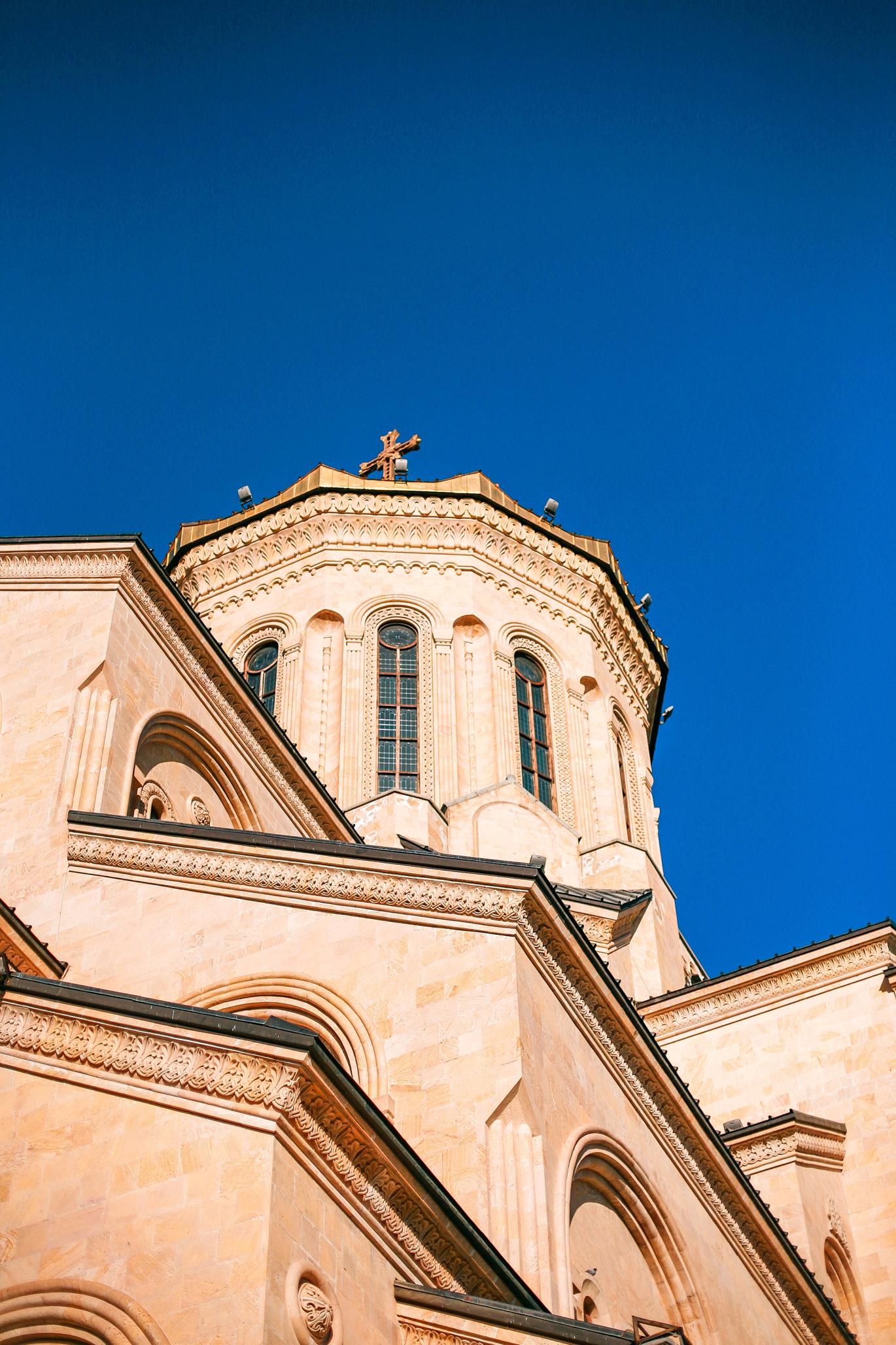 Architektura i wyjątkowe cechy katedry świętej trójcy